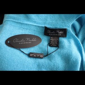 100% cashmere scarf/shawl  new with tags